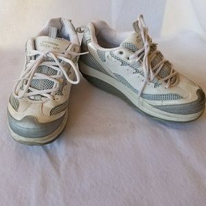 Shepherd Shape-Ups Fitness Walking Shoe